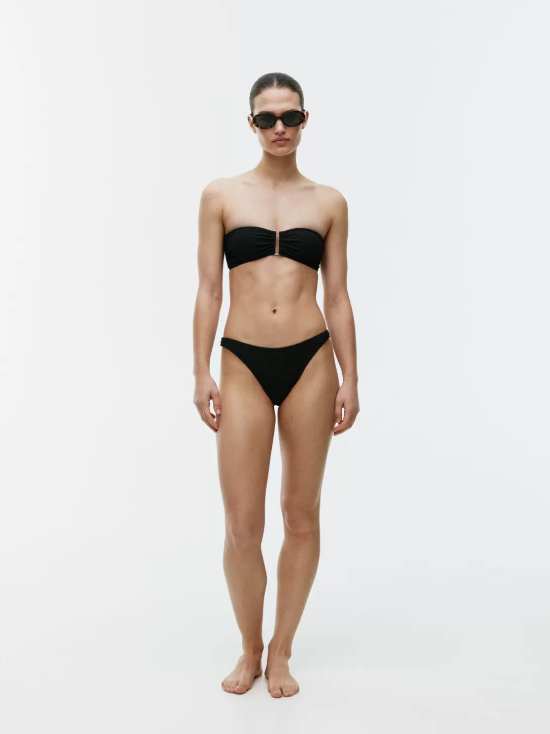 ARKET Bikinitopp I Bandeau-modell- Badkläder