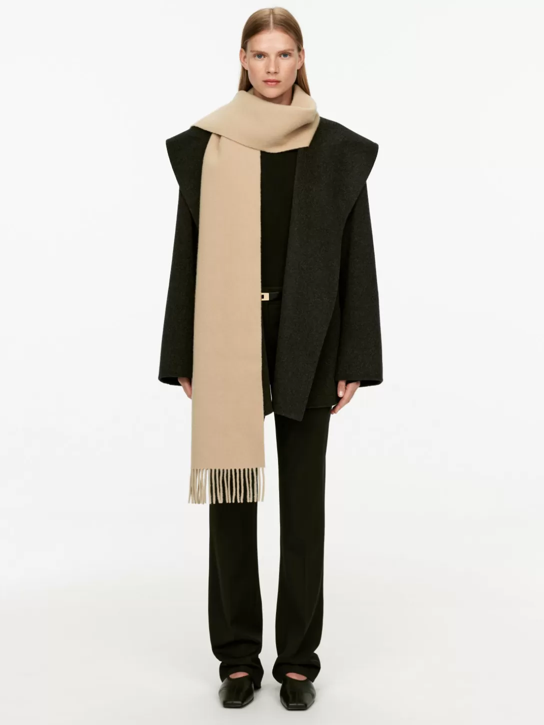 ARKET Halsduk I Ull- Halsdukar Och Scarves