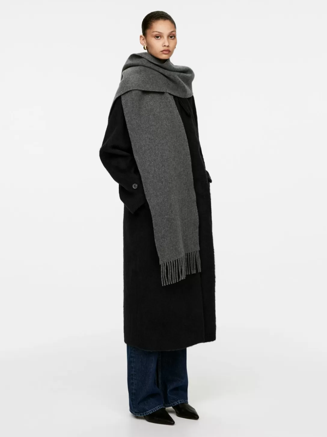 ARKET Halsduk I Ull- Halsdukar Och Scarves