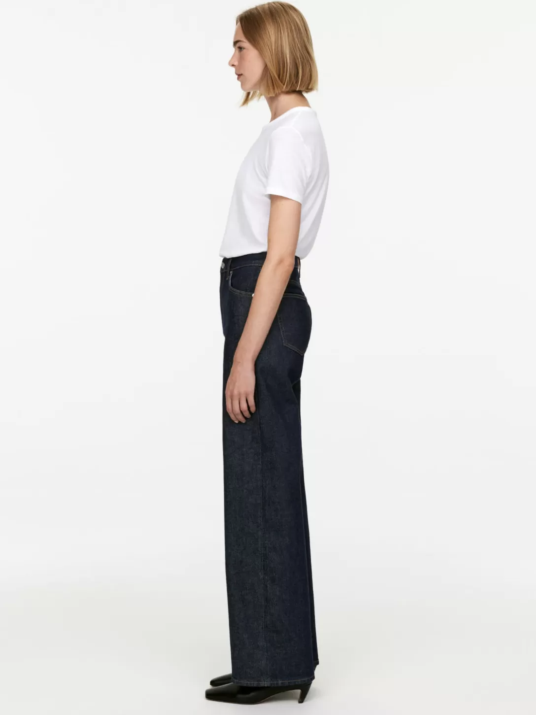 ARKET LUPINE Utsvängda Stretchjeans Med Hög Midja- Jeans