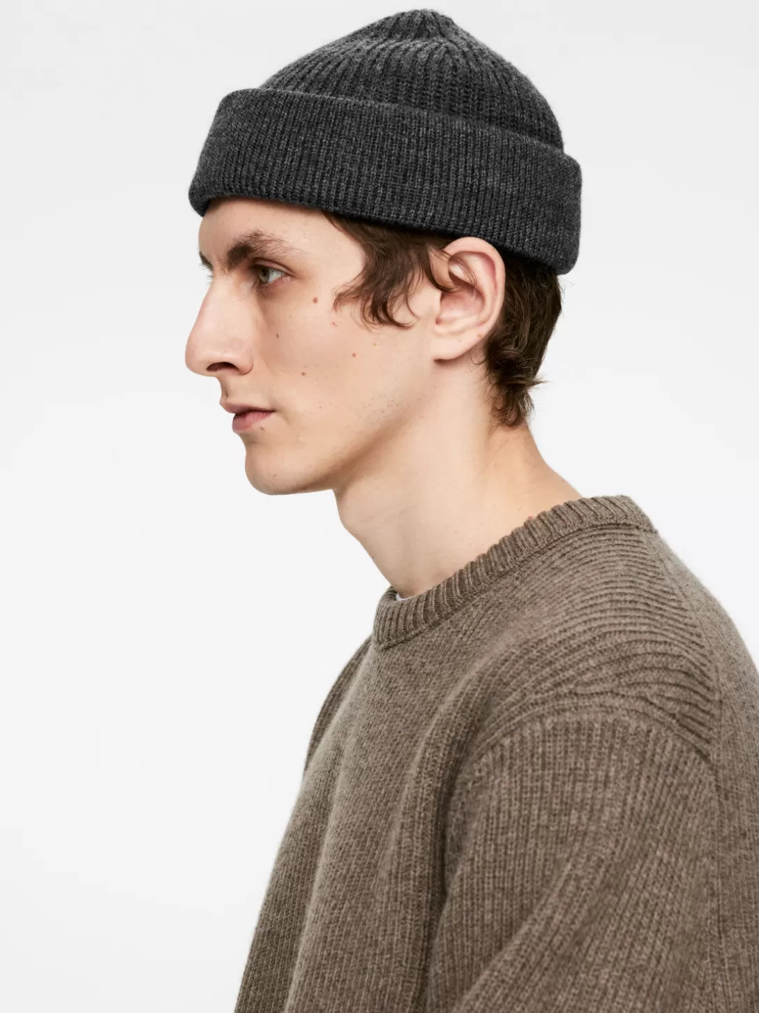 ARKET Ribbstickad Beanie I Ullmix- Beanies