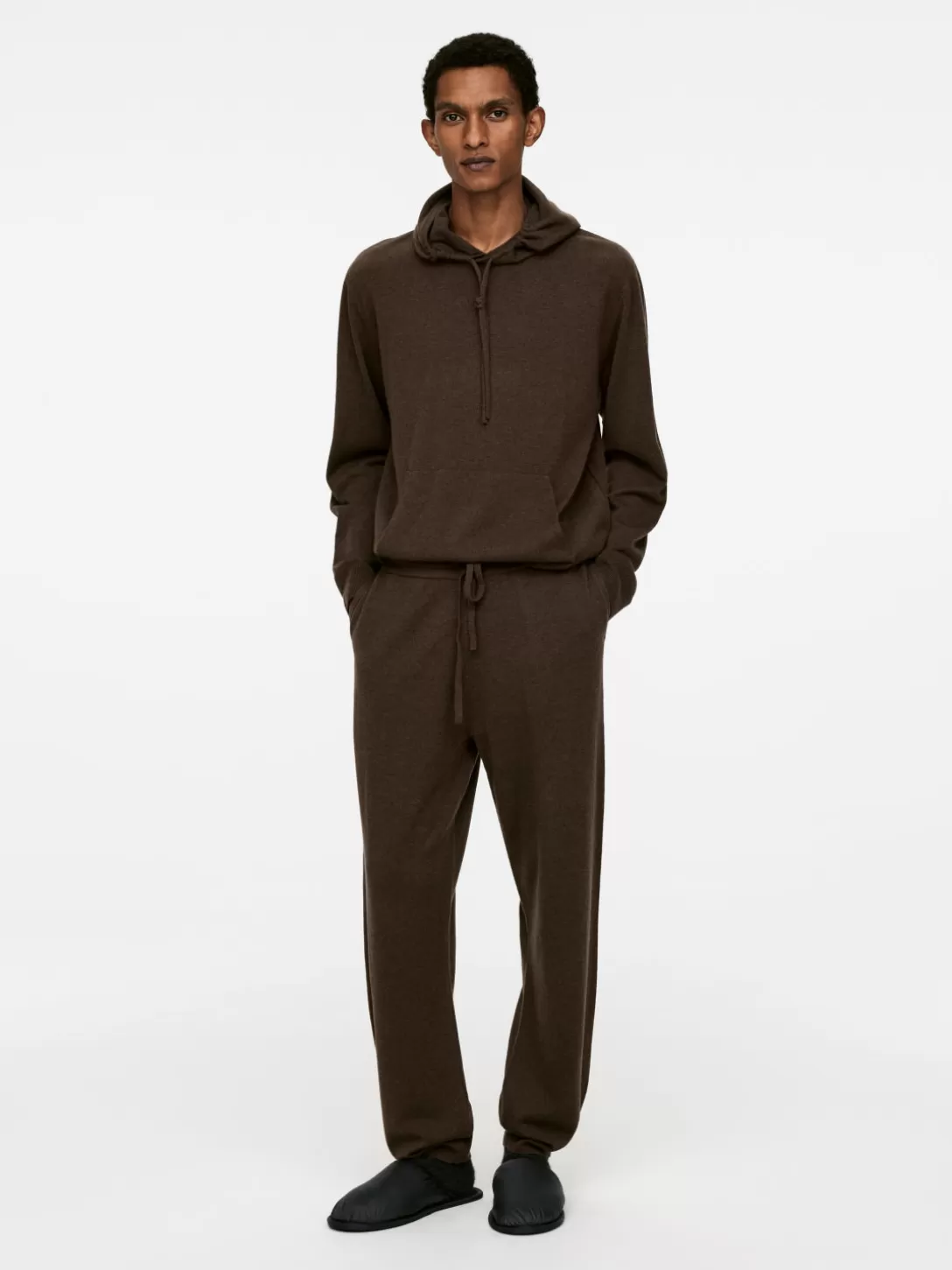 ARKET Vadderade Innetofflor- Loungewear | Slides & Tofflor